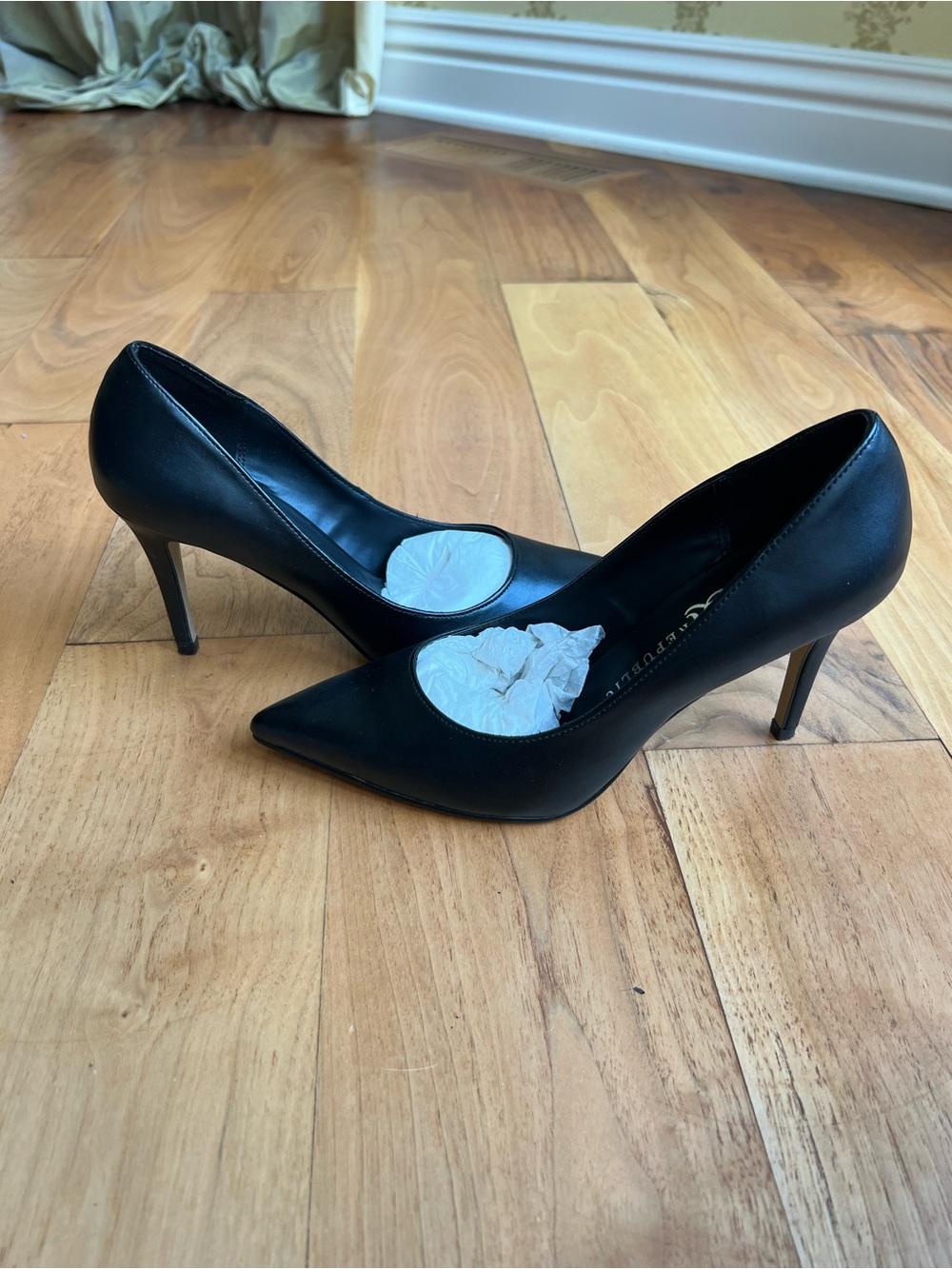 Women’s Size 7 Black Rock & Republic Pointed-Toe Stiletto Pumps